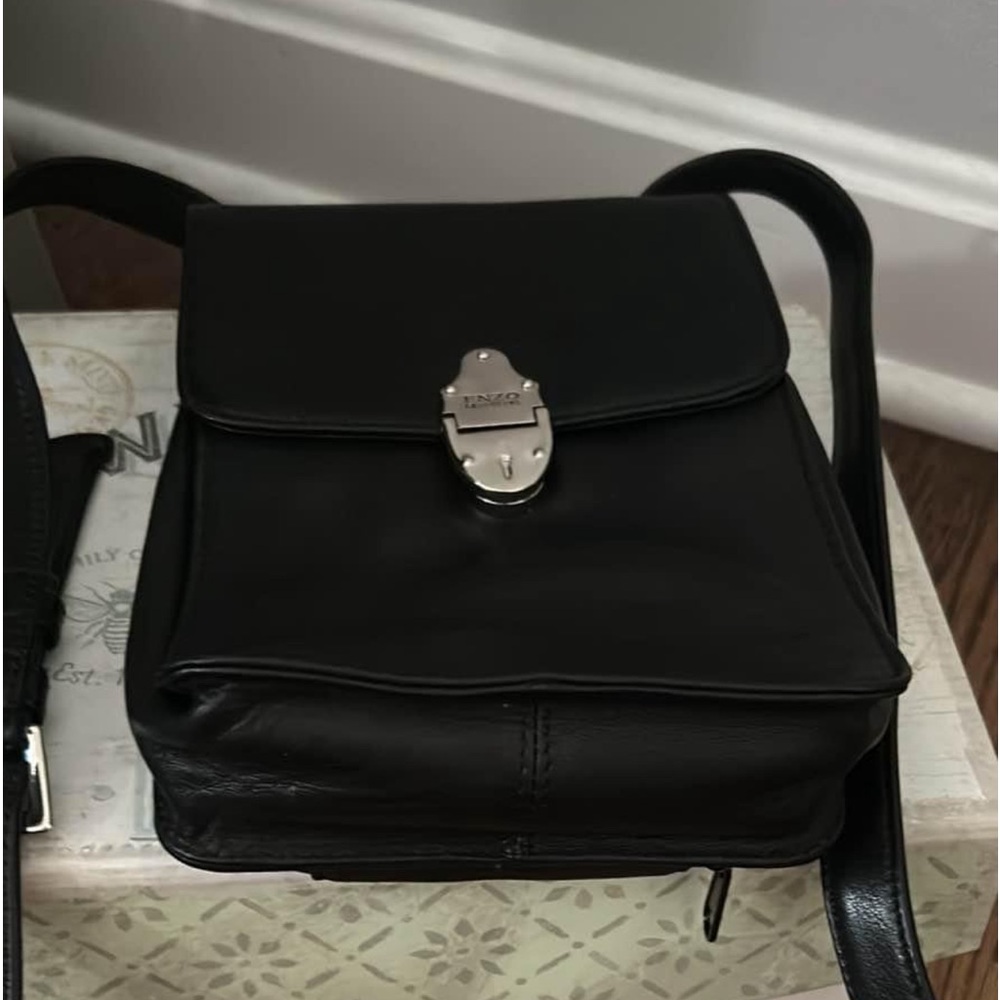 Enzo Angiolini leather purse